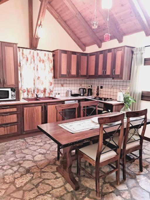 Fragosiko - Rustic Retreat In Kefalonia 아르고스톨리온 외부 사진